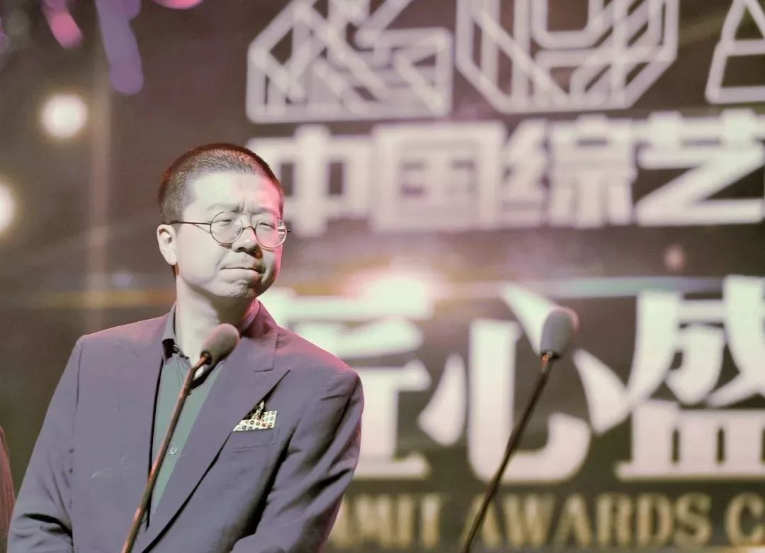 社会现在是怎么了_社会现在是什么意思_现在社会是一个什么社会