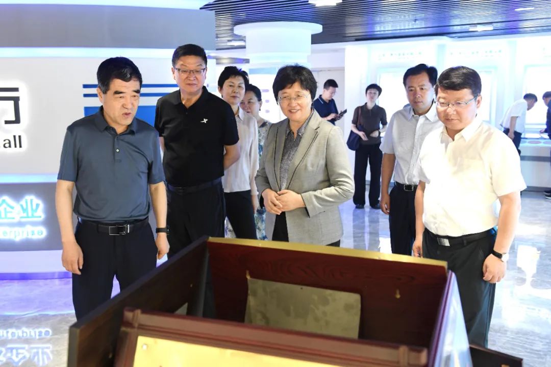 天水人力资源和社会保障局局长_天水市人力资源与社会保障_天水市人力资源和社会保障局