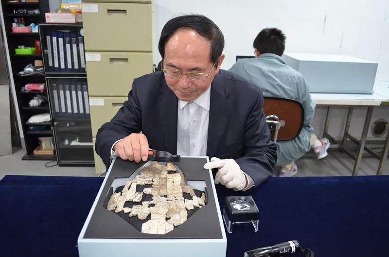 中国有文字记载的历史_中国有文字记载的年代_中国文字记载的历史约为多少年