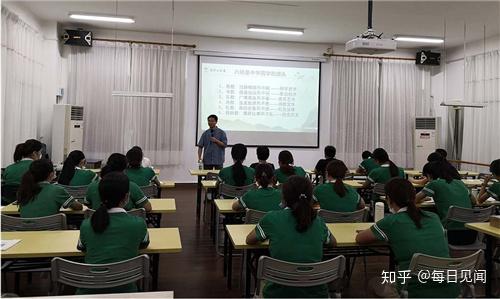 国学幼儿园和普通幼儿园哪个好_国学幼儿园简介及办学特色_幼儿 国学