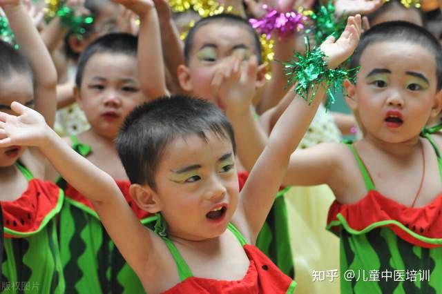 国学操千字文广播体操_国学操天地玄黄台词_国学操