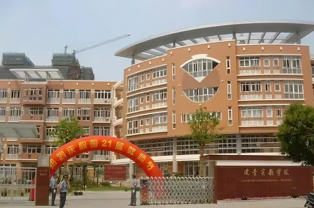 上海法国学校入学条件_上海法国学校_上海法国学校青浦分校