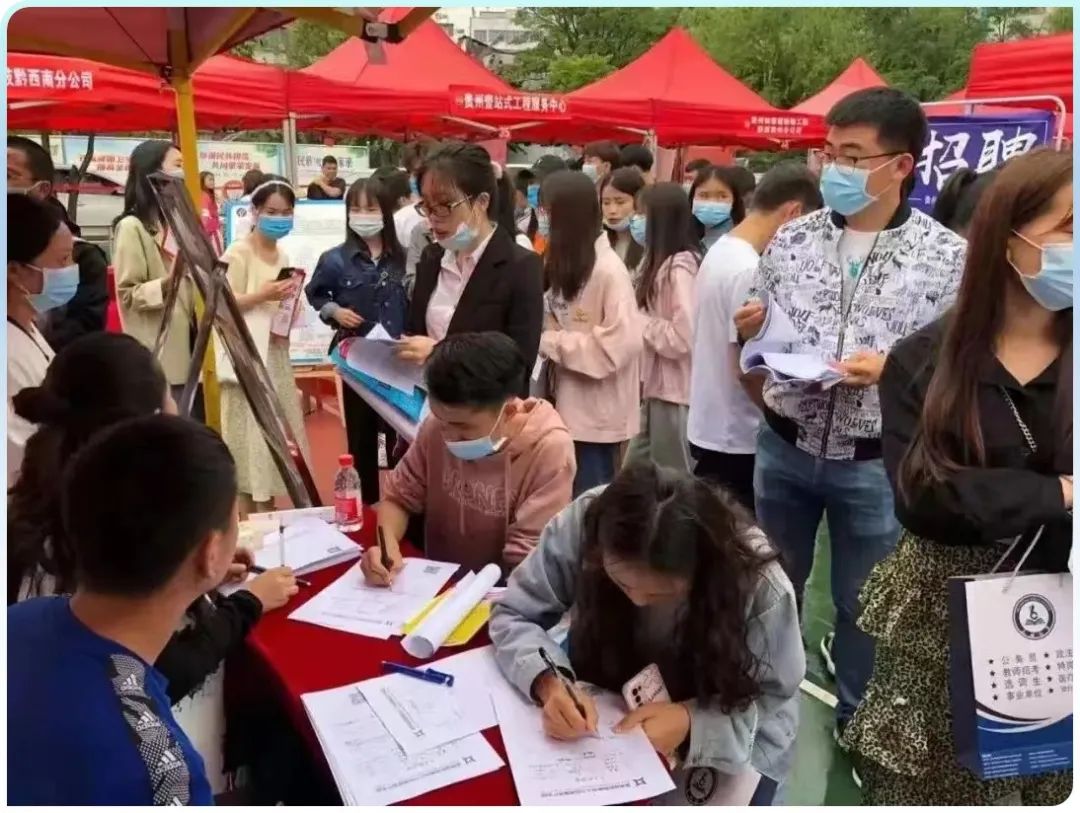 社会高考生是什么_什么叫社会高考_高考社会类是什么