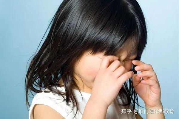 小班社会同伴交往教案_幼儿的社会交往能力_幼儿能力包括哪些能力