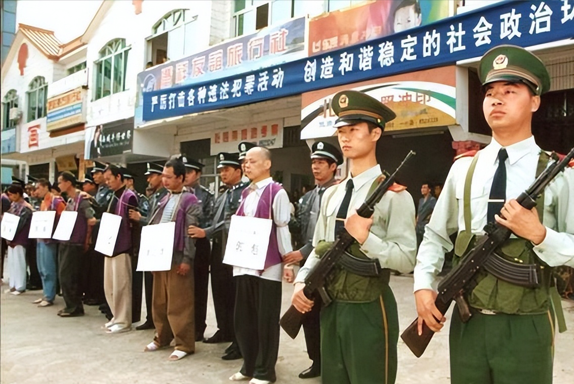 社会大哥乔四_黑社会老大乔四_80年代有个黑老大叫乔四