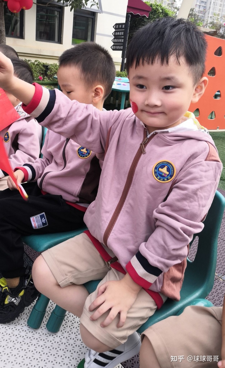 原因退缩行为产生社会幼儿心理_造成退缩行为的主要原因是_幼儿社会退缩行为产生的原因