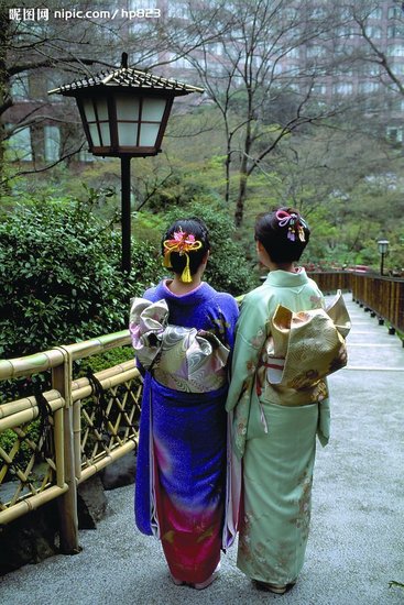 韩国女人的社会地位_韩国女人社会地位低_韩国女性的社会地位高吗