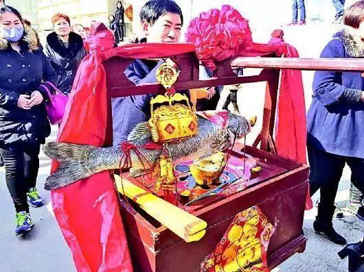 历史姓华的名人_名人姓华历史有哪些_华姓的历史名人