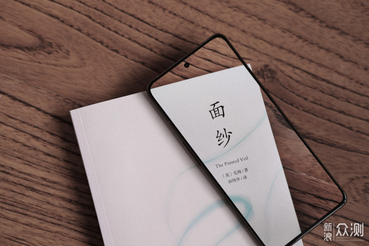 真我GT2大师探索版：不只质感，不止旗舰_新浪众测