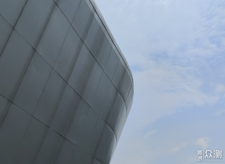 真我GT2大师探索版：不只质感，不止旗舰_新浪众测