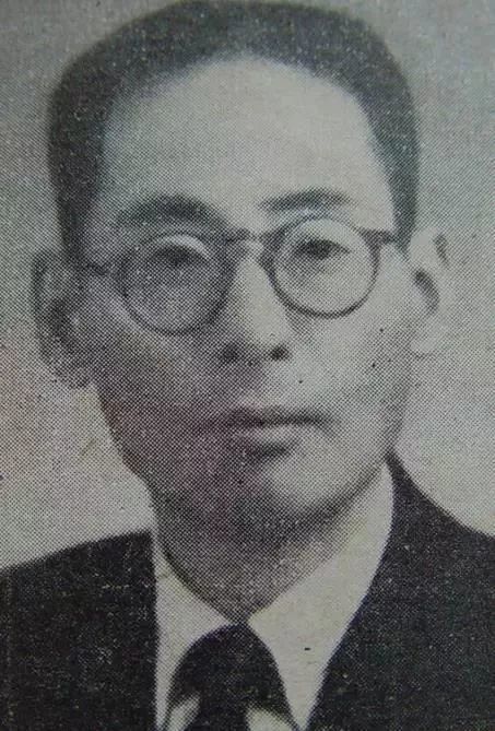 文史法学_文史类政法大学_法政文史类