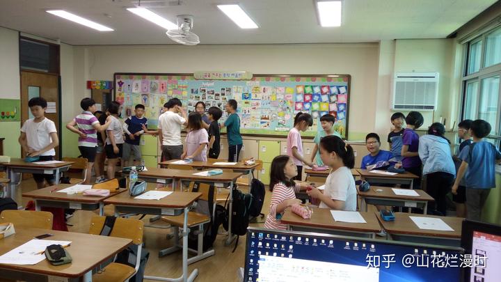 韩国学生累还是日本学生累_韩国学_韩国学校倒闭