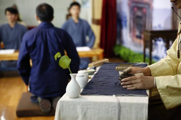 国学热现象_国学热的看法_国学热
