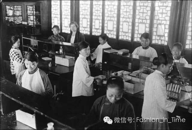 民国时期学生装_民国学生装_民国学生装百度百科
