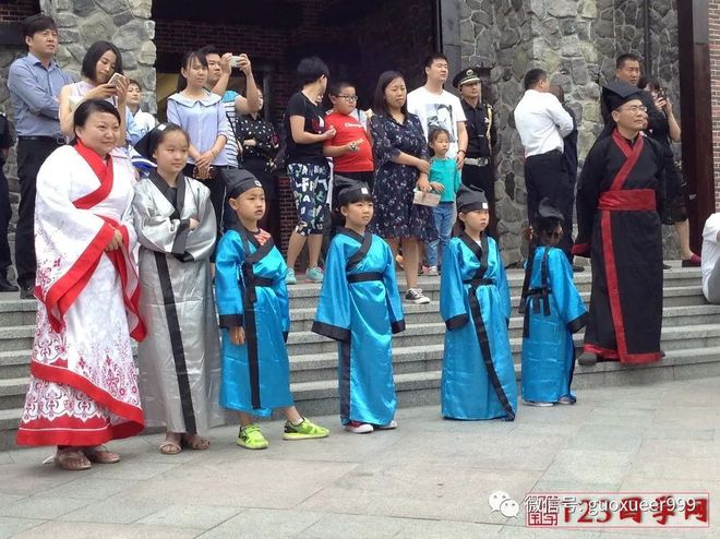 国学幼儿园_国学幼儿园宣传图片_幼儿园国学堂