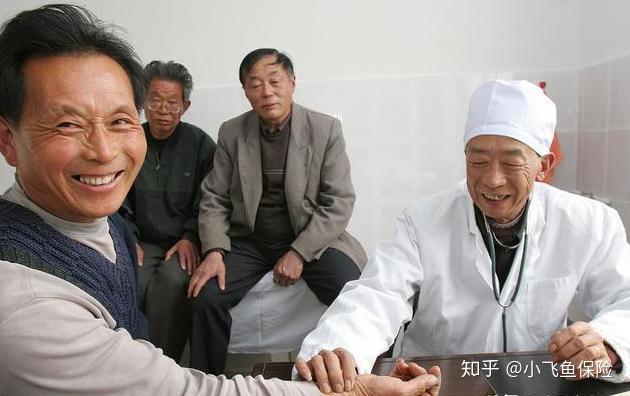 交保险的钱是存在自己卡里吗_社会保险交多少钱_保险钱交社会保险吗