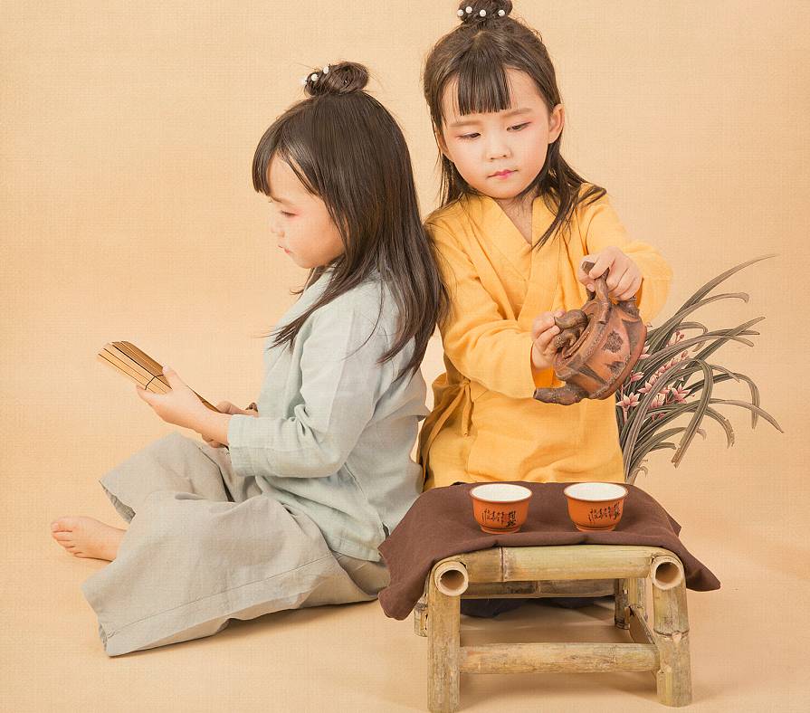 国学老师简介_国学老师是教什么的_国学老师