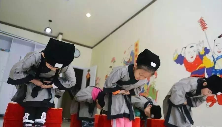 国学老师简介_国学老师_国学老师是教什么的