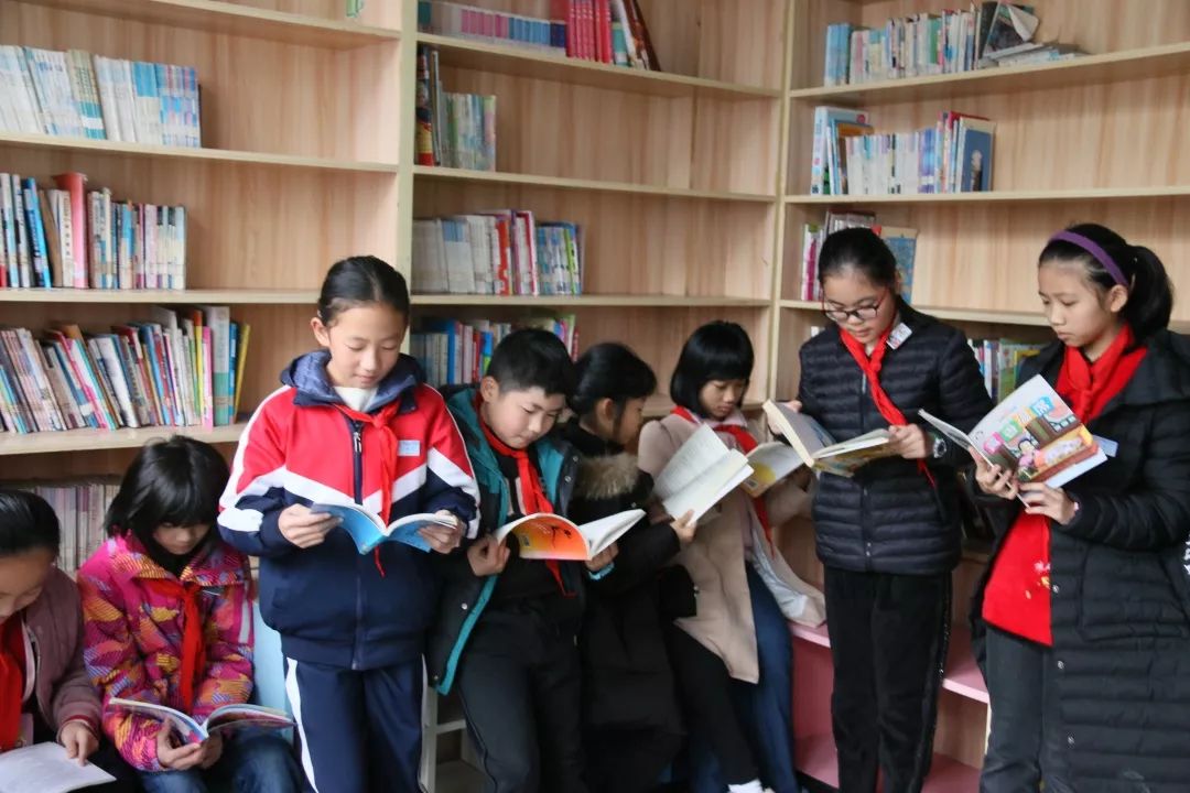 国学操_国学操《弟子规》_国学操天地玄黄台词