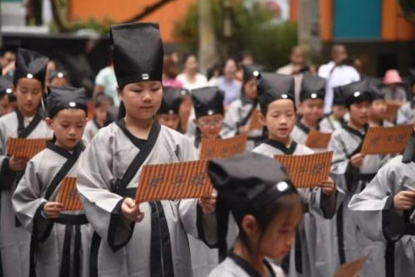 国学大师_国学取名_什么国学