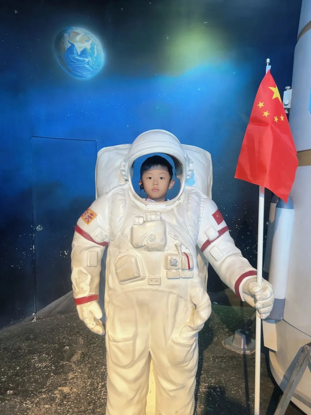 探索宇宙奥秘_探索宇宙奥秘国语纪录片视频_探索宇宙奥秘什么意思
