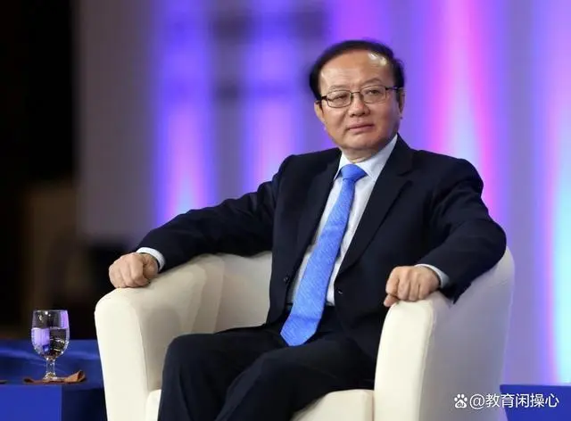 外国学生来中国留学的条件_外国学生_外国学生参加中文听力考试