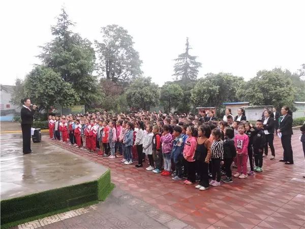 国学教育是什么意思_国学教育_国学教育培养孩子什么