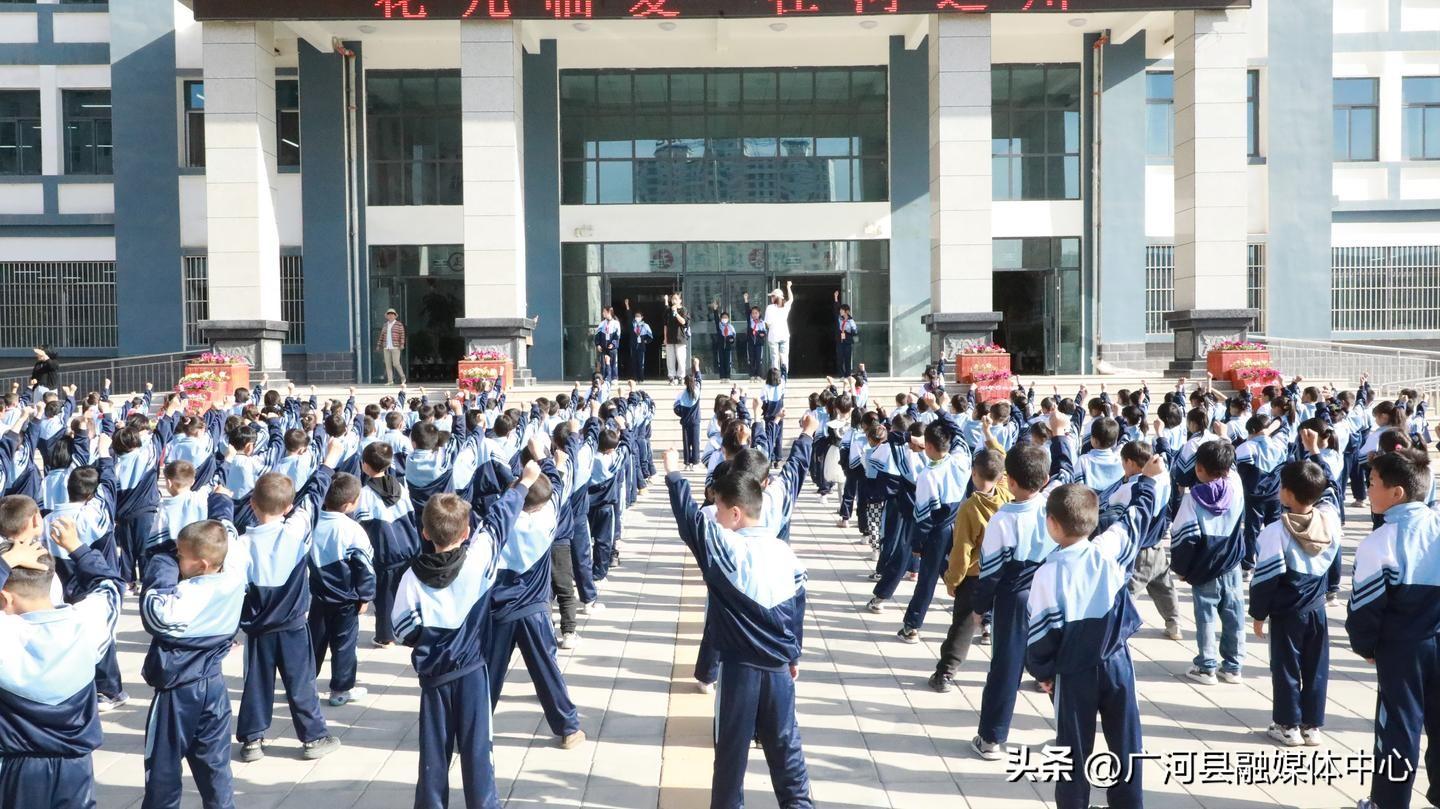 中国学生营养日_中国学生营养与健康促进网站_营养学生中国有多少人