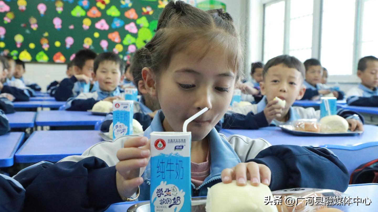 中国学生营养与健康促进网站_中国学生营养日_营养学生中国有多少人