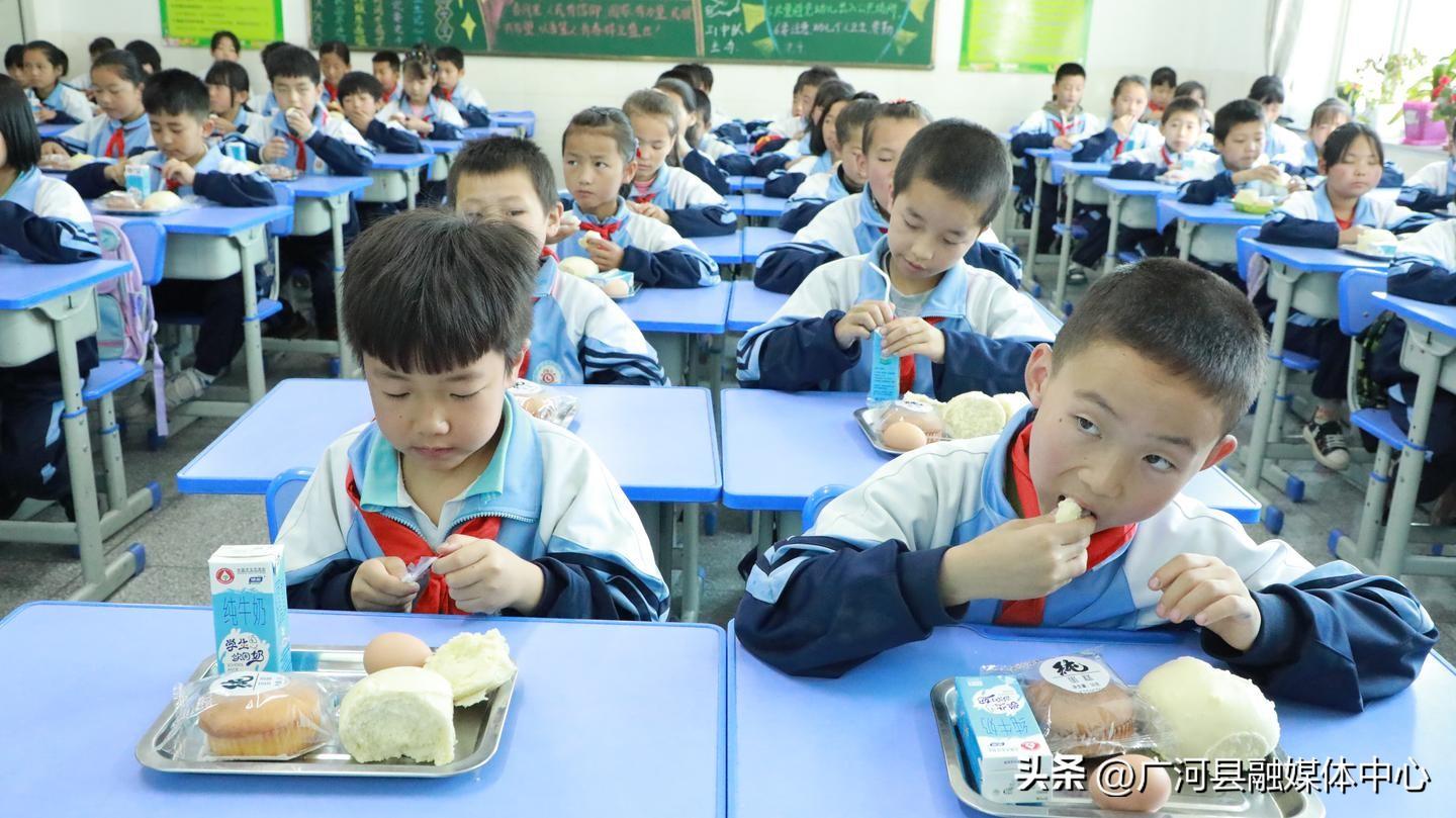 中国学生营养与健康促进网站_中国学生营养日_营养学生中国有多少人