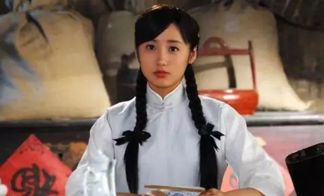 民国学生装_民国学生装_民国时期学生装