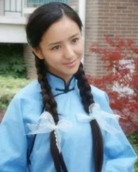 民国学生装_民国学生装_民国时期学生装