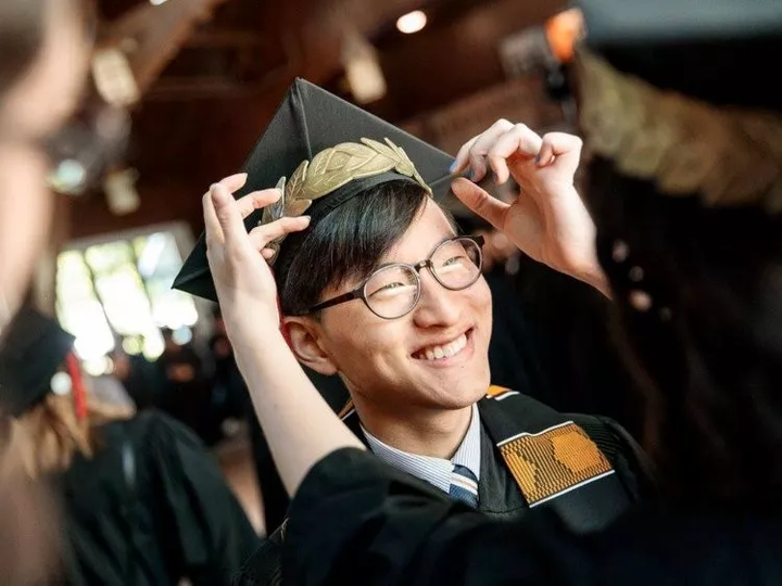 美国学生有寒暑假吗_美国学生压力大吗_美国学生