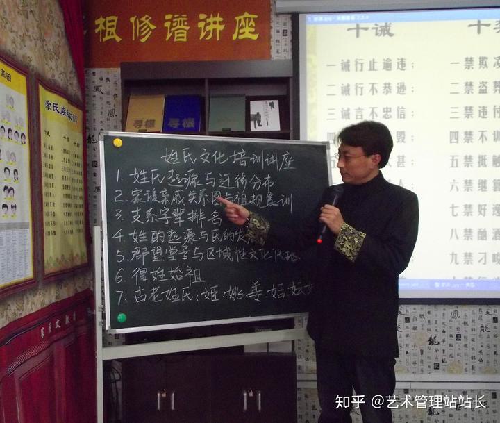 人物通讯怎么写_人物通讯作文800字_人物通讯