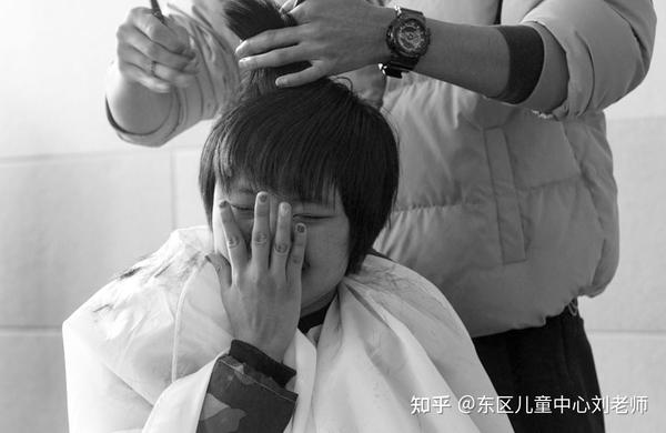 幼儿的社会交往能力_幼儿社会交往能力水平指标_交往社会能力幼儿教案