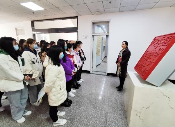 国学学生图片_国学学生体质健康标准_学生国学