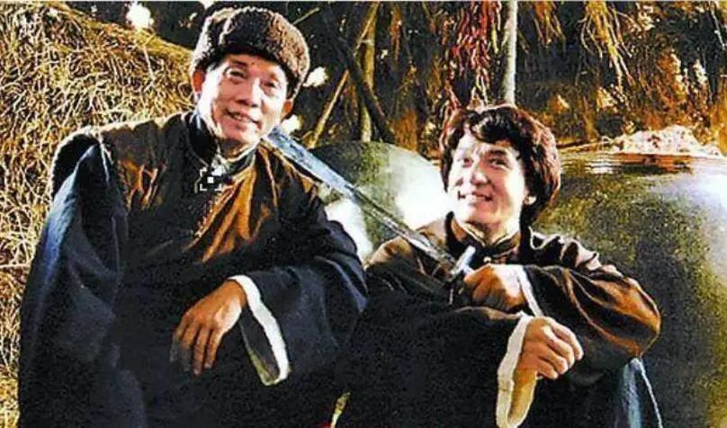 人物民间历史故事简短_历史人物民间传说_关于历史人物的民间故事