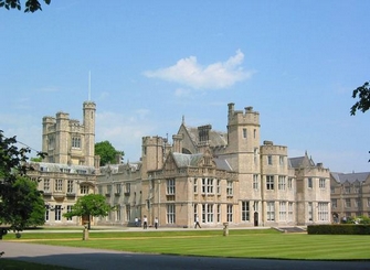 英国学校_英国学校排名前100_英国学校雅思成绩要求