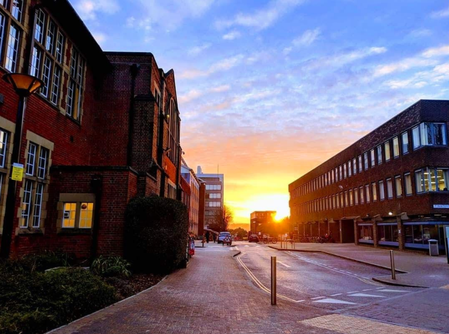 英国学校_英国学校排行_英国学校排名前100