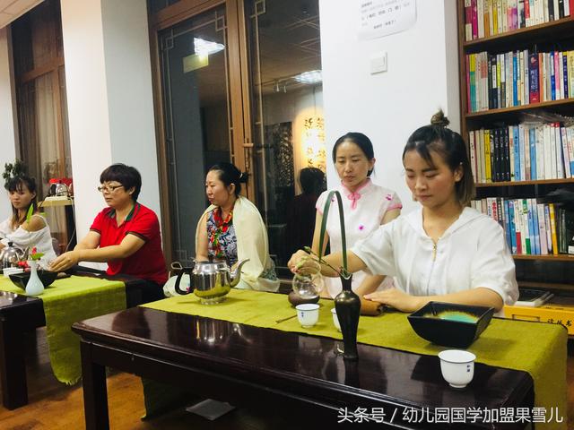 国学幼儿园主要学什么_幼儿园国学_幼儿园国学堂