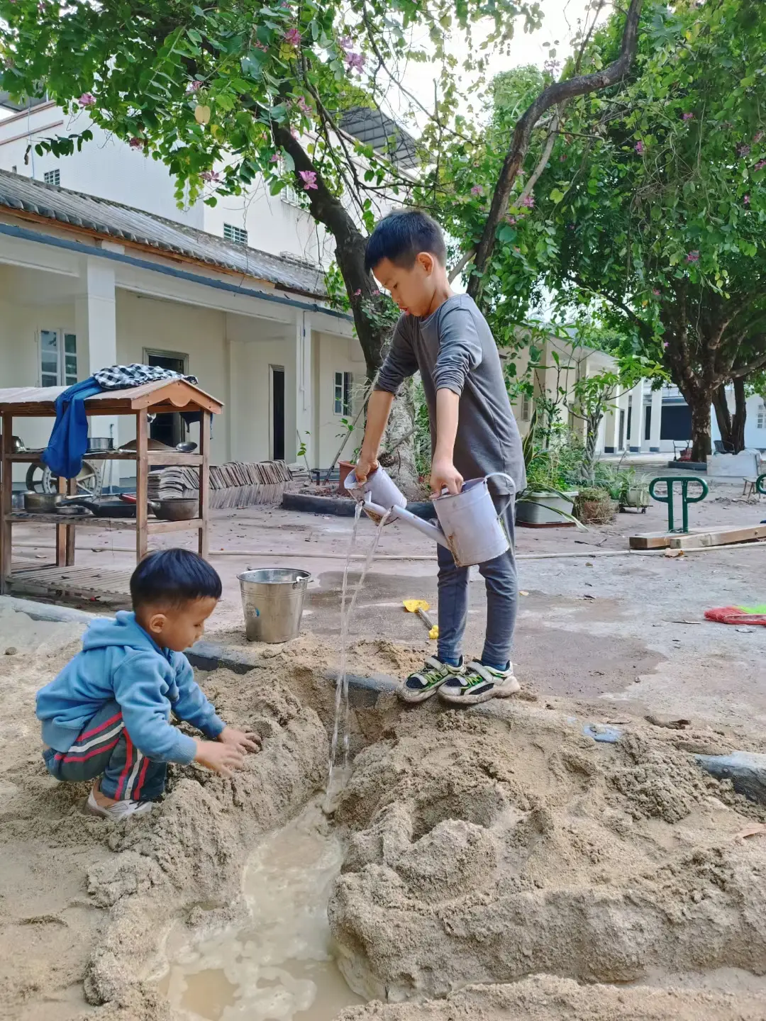 国学幼儿园宣传图片_国学园幼儿教师工作内容_国学幼儿园