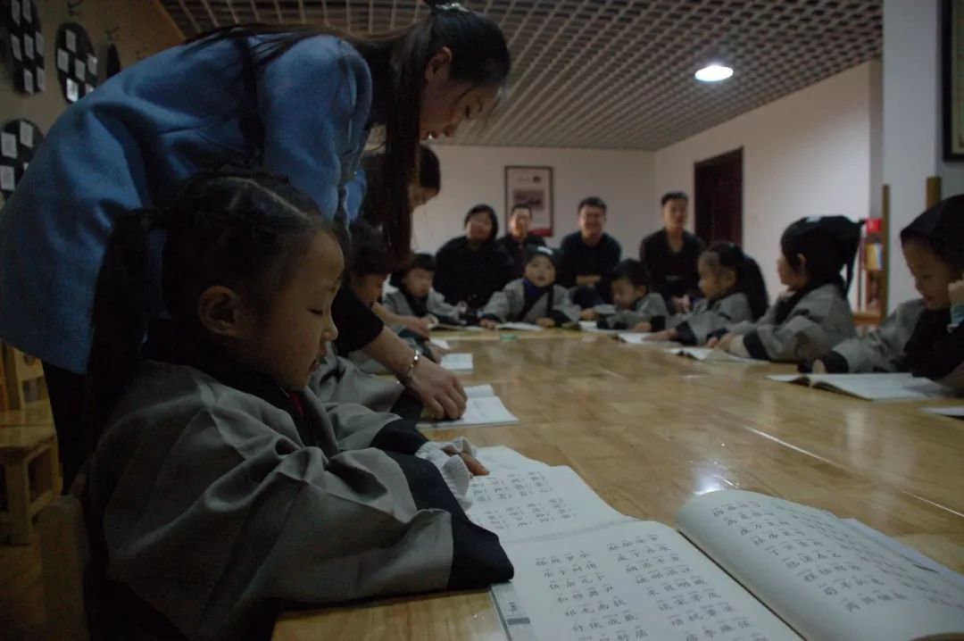 国学幼儿园教案_国学幼儿园简介及办学特色_国学幼儿