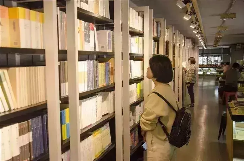 书店的文化底蕴_书店文化_文史书店