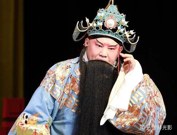 郭德纲文史专家_郭德纲文史专家相声稿_郭德纲文史专家完整版