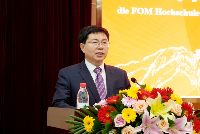 德国学校_德国学校排名_德国学校体育之父是