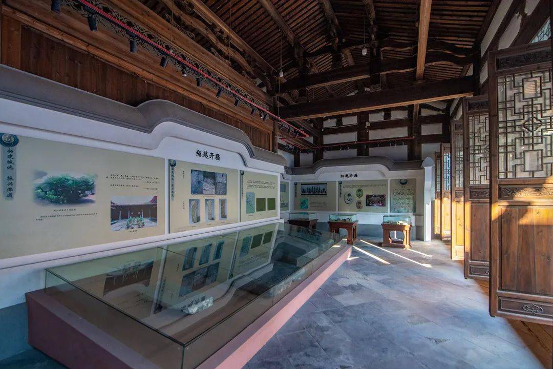 福建文史_福建文史哲法类专升本_福建文史类专升本分数线