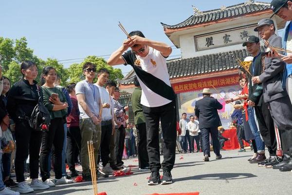 洪湖的历史名人_洪湖历史名人_洪湖历史人物