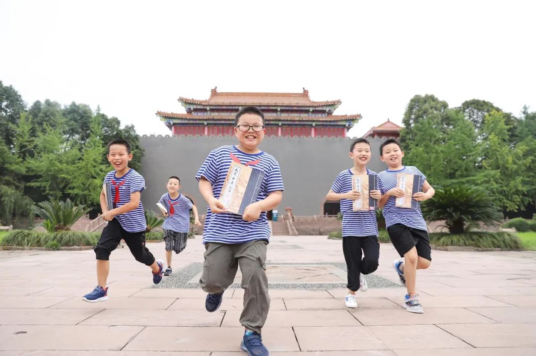 国学热_国学热兴起的原因_国学热的看法