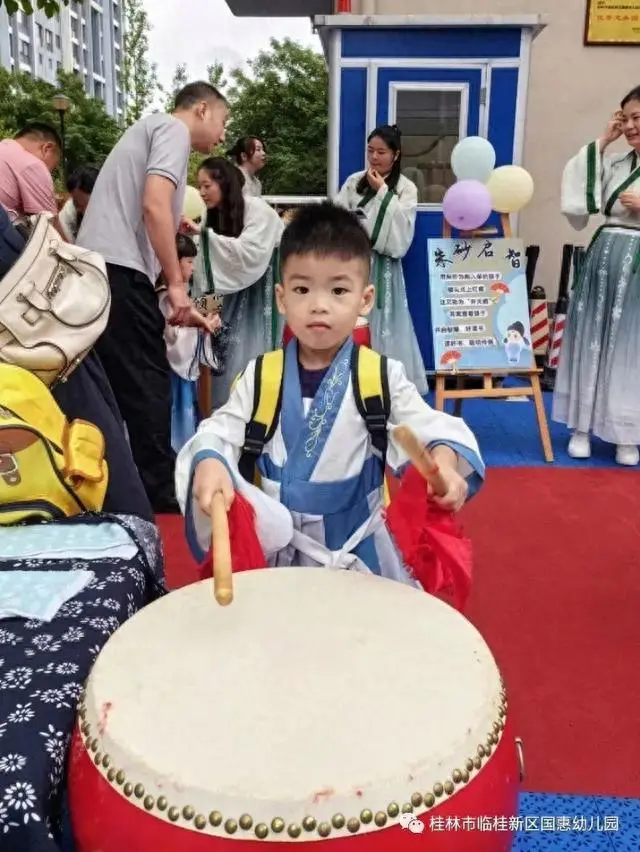 幼儿园国学堂_国学幼儿园_国学幼儿园宣传图片