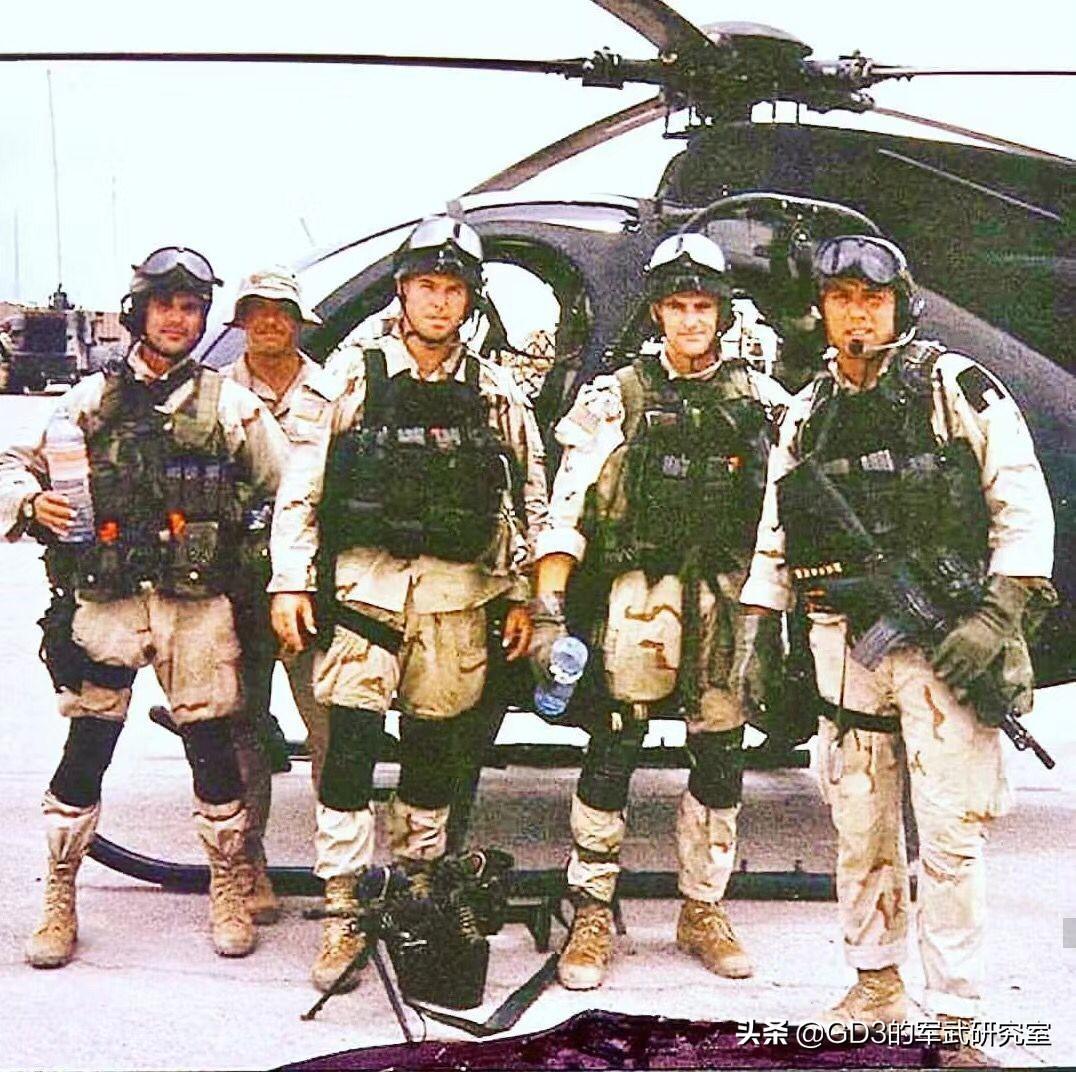 黑鹰坠落真实历史_坠落的黑鹰战机_黑鹰坠落男主角